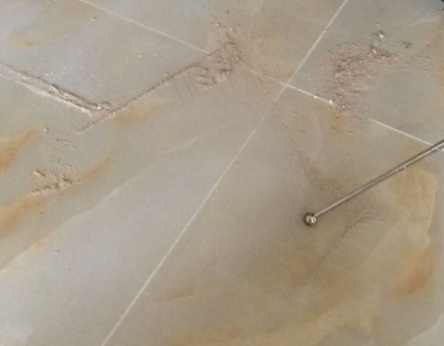 临淄瓷砖空鼓维修公司分享粘合剂选择不当在瓷砖铺贴过程中可能导致以下问题