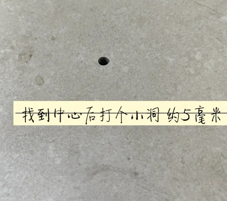 临淄瓷砖空鼓维修公司专业解答在瓷砖铺贴过程中，如果砂料搅拌不均匀，将会带来以下问题